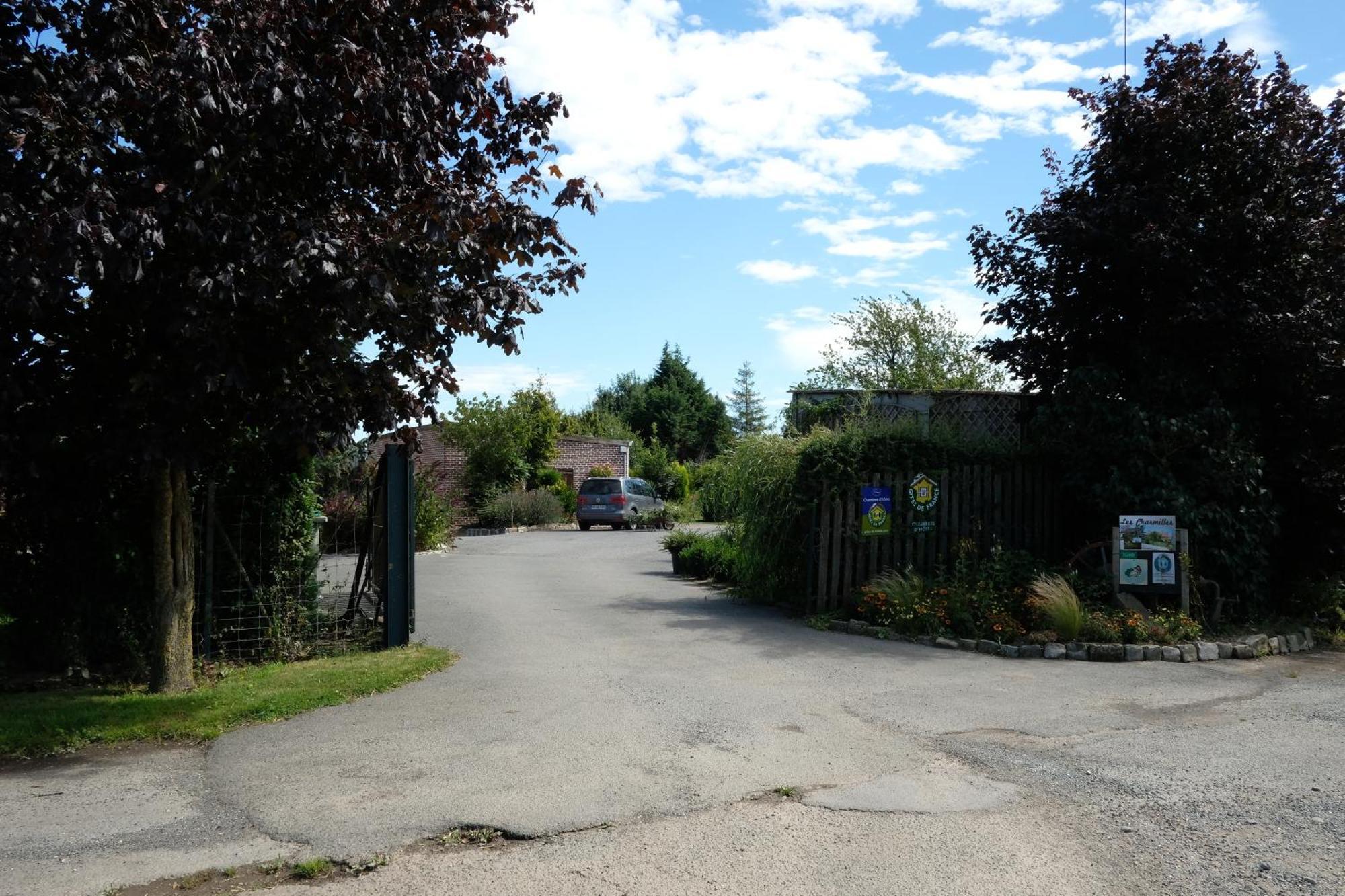 Les Charmilles Bed and Breakfast Hazebroek Buitenkant foto